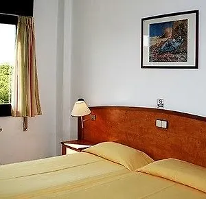 Cabot Tres Torres Apartamento